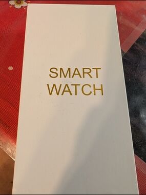 Smart Watch - White Boxed Wearable